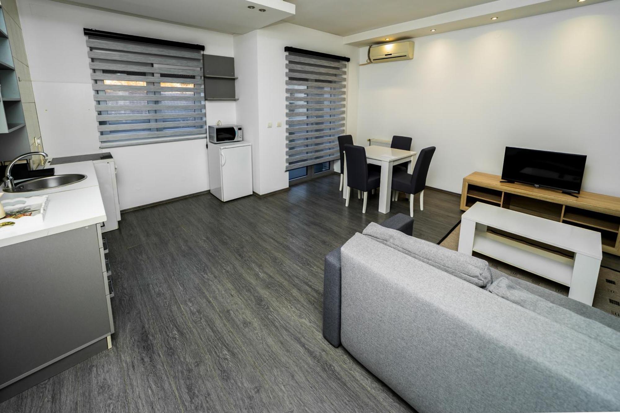 Ring Inn Apartments Obrenovac  Habitación foto